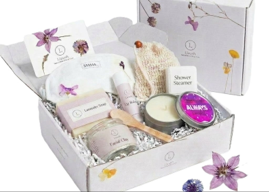 Lavender bath and body set, Natural skincare appreciation gift box