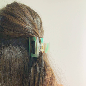Isabella Square Hair Claw (Color: Sage)